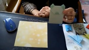 Bear-shaped envelope (Noriko Nagata)